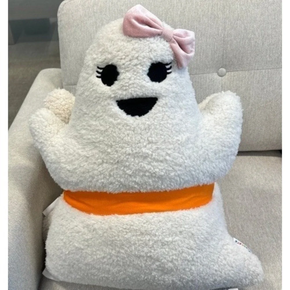 New Novogratz Set Of 3 Halloween Ghost Family Sherpa Throw Pillows Dad Mom Baby
